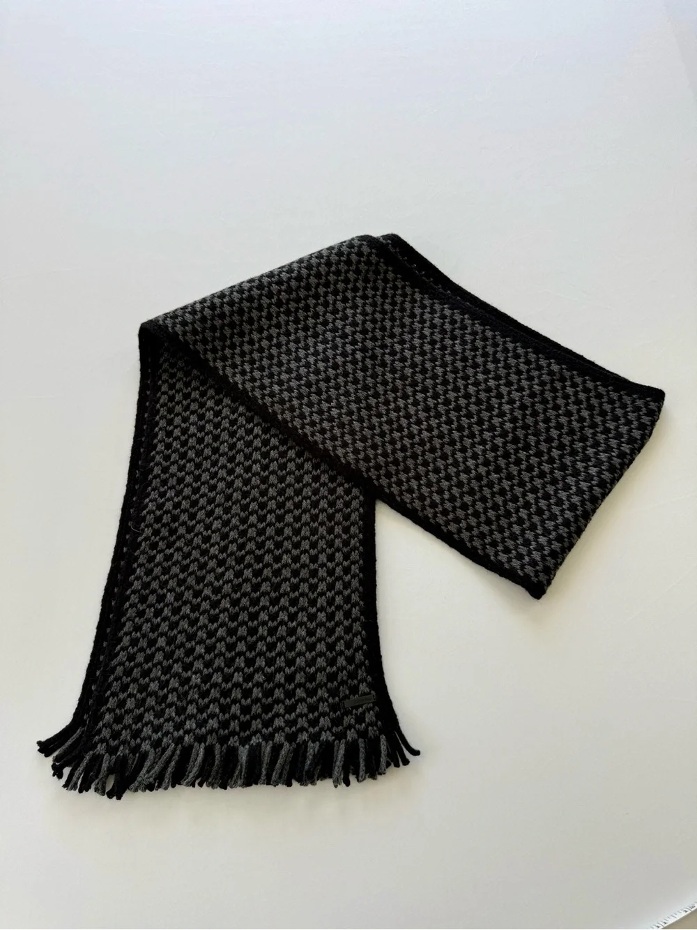Calvin Klein Black & Gray Houndstooth Knit Scarf